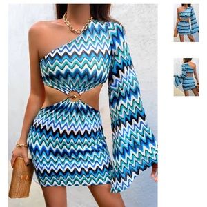 Cutout one sleeve Mini Dress